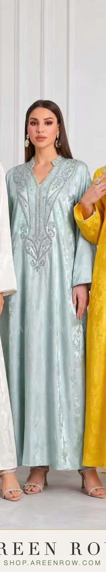 Yasmin Embroidered Jalabiya